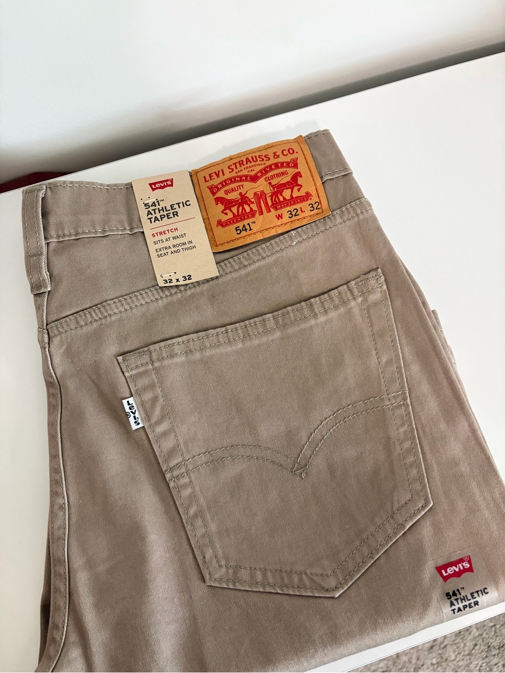 Levi's 541™ Athletic Taper Men's Jeans — Khaki Tan